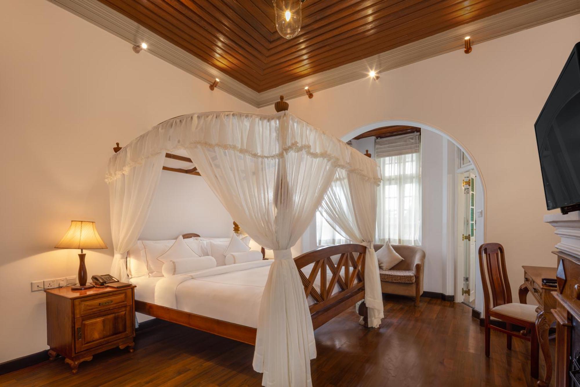 The Clovelly Bungalow Νουβάρα Ελίγια Εξωτερικό φωτογραφία