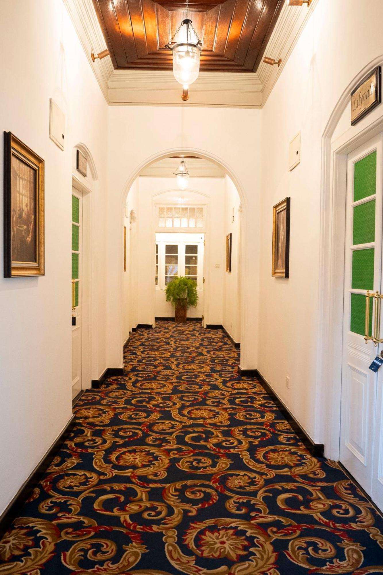 The Clovelly Bungalow Νουβάρα Ελίγια Εξωτερικό φωτογραφία