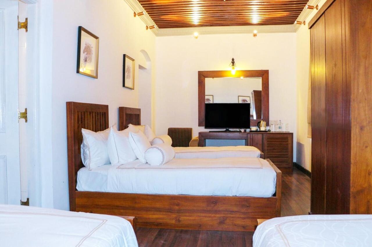The Clovelly Bungalow Νουβάρα Ελίγια Εξωτερικό φωτογραφία